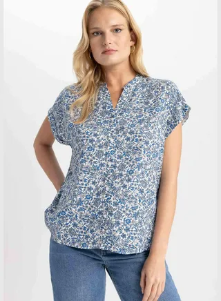 Polka Dot Patterned Short Sleeve Shirt