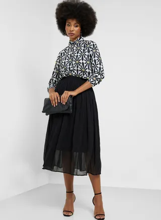 Textured Detail Fit & Flare Skirt
