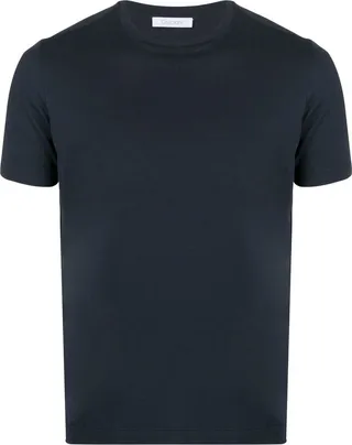 short-sleeved T-shirt