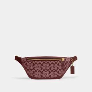 Warren Belt Bag In Signature Chambray