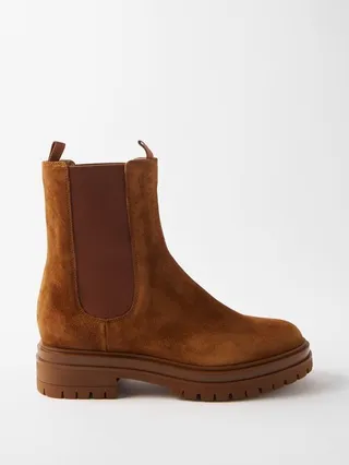 Chester 20 Suede Ankle Boots