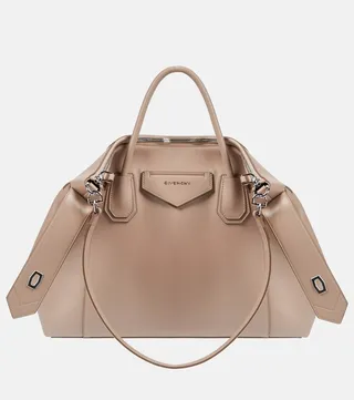 Antigona Soft Medium leather tote
