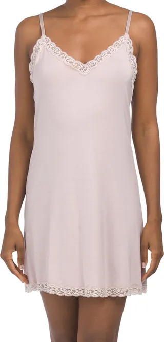 Feathers Essentials Chemise