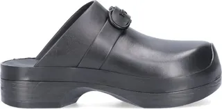 Flat Shoes