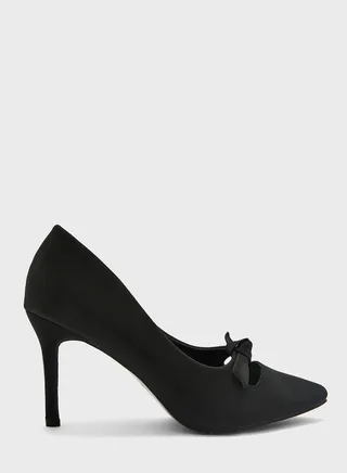 Bowbpointed Pump