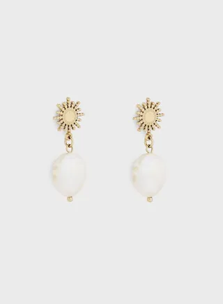 Nala Gold Sun & Pearl Pendant Earrings