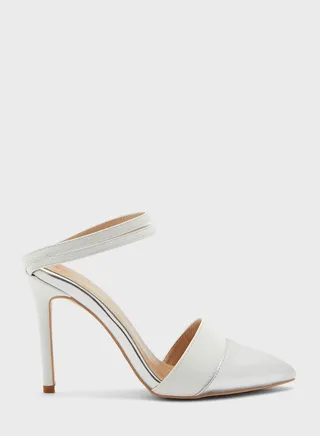 Croc Effect Slip On Pointed Pump