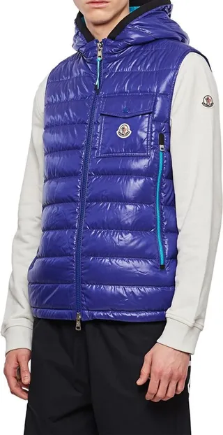 Moncler Logo Patch Zip-Up Gilet