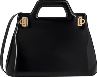 Leather handbag with iconic Gancini closure