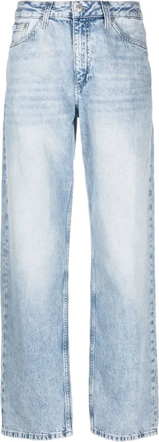 90s Wide-Leg Jeans