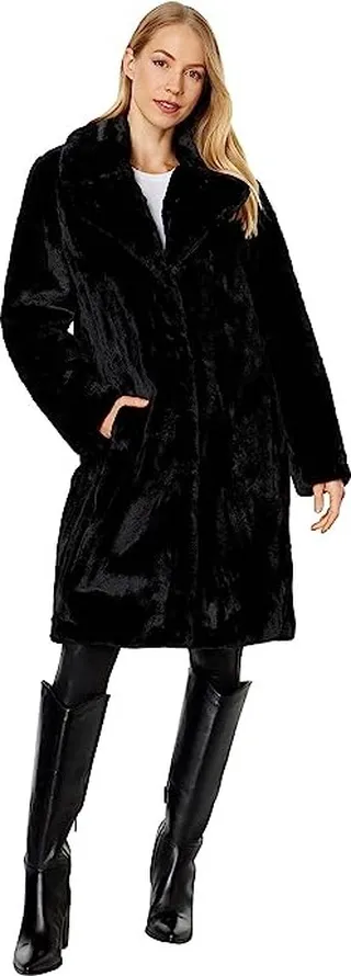 NVLT Short Pile Faux Fur Star Print Jacket (Black) Women's Clothing