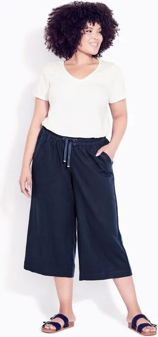 EVANS | Women's Plus Size Wide Leg Crop Trouser - navy - 24W