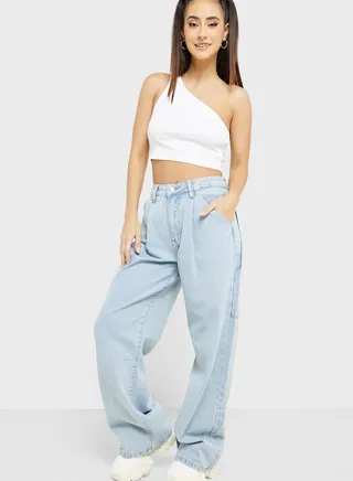 Strap Pocket Detail Mom Jeans