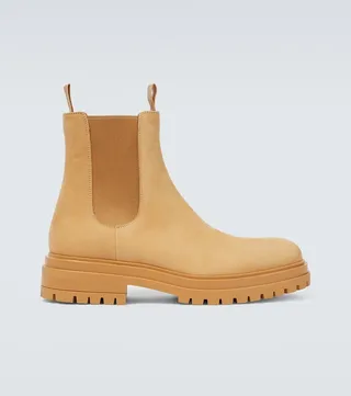 Chester Nabuk chelsea boots