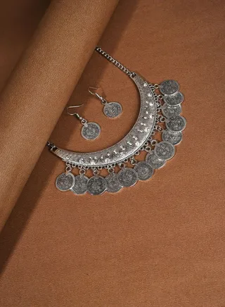 Silver Plated Designer Stone Necklace and Earring Set