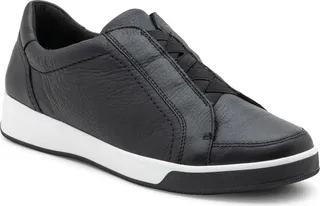 Rei Low Slip-On Sneaker