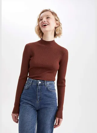 Woman Slim Fit Mock Neck Long Sleeve Tricot Pullover