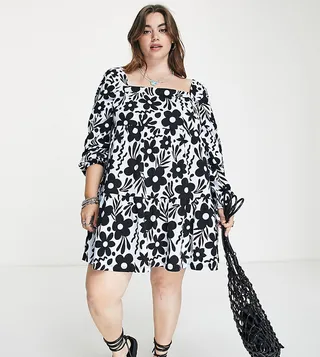 ASOS DESIGN Curve tiered square neck smock mini dress in blue floral