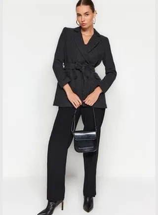 Black Regular Tie Detail Woven Blazer Jacket TWOAW24BC00017