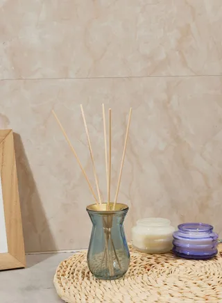 Flora Bulb 4Fl Oz Glass Diffuser Sea Salt