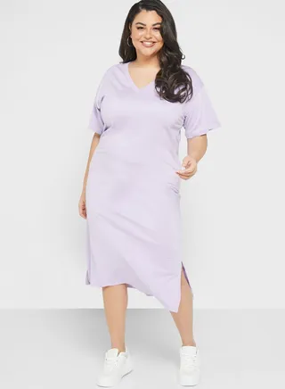 Relaxed V-Neck Midi Dress