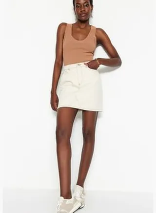 Basic Plain High Waist Denim Skirt In Ecru TWOSS20ET0181