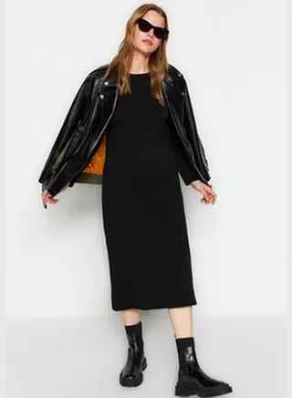 Black Plain Sweater Dress TCTAW24EB00131