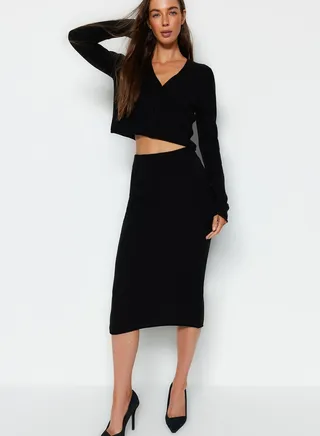 V-Neck Crop Top & Skirt Set