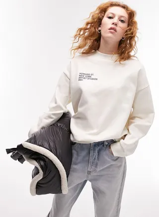 Graphic Crew Neck Sweatshirt