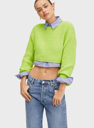 Round Neck Knitted Crop Sweater