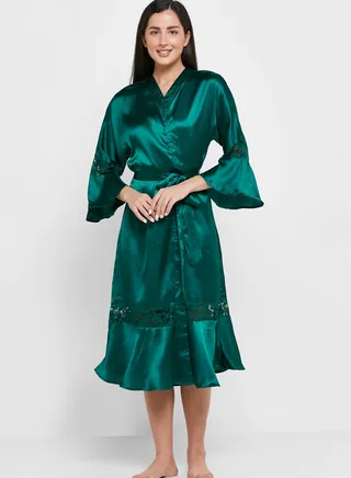 Lace Trim Detail Solid Robe