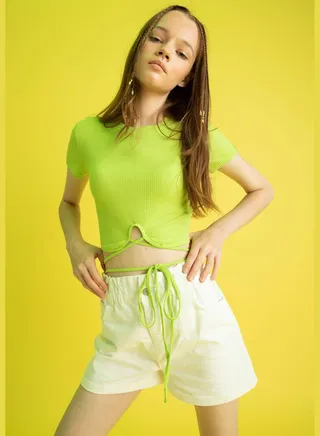 Fitted Short Sleeve Crop Top