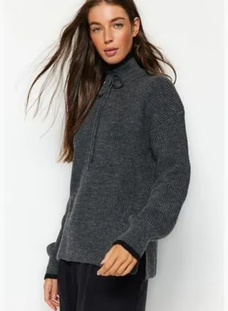 Anthracite Soft-Texture Contrast Knitwear Sweater TWOAW24KZ00785