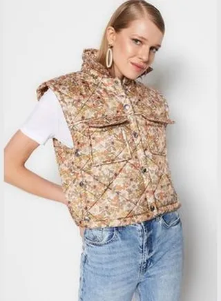 Multicolored Floral Pattern Quilted Vest TWOAW23YE00062