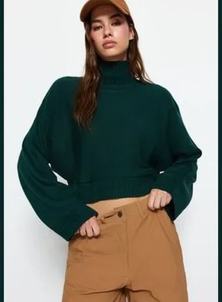 Emerald Super Crop Basic Knitwear Sweater TWOAW21KZ0163