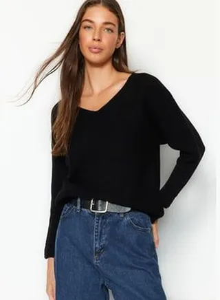Black Wide Fit Knitwear Sweater TWOAW24KZ00344