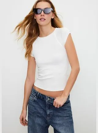 White Moon Sleeve Fitted Stretchy Knitted Blouse