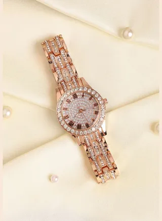 Stainless Steel Strap Casual Round Analog Watch For Women