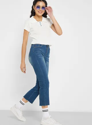 Slit Hem Detail Straight Jeans