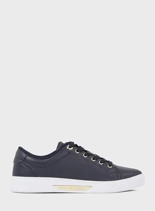 Court Low Top Sneakers