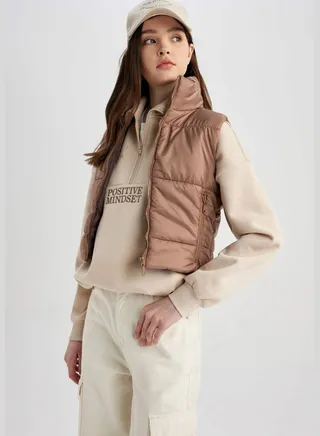 Woman Slim Fit Vest