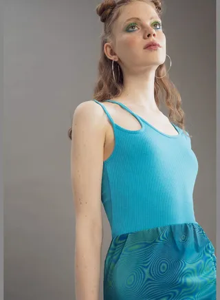 Coool Fitted Off-the-Shoulder Short Sleeve Basic Camisole T-Shirt