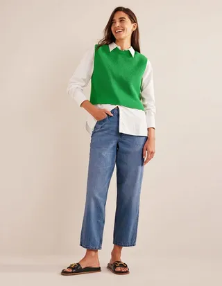Relaxed Tapered Jeans