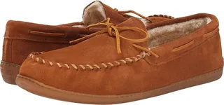 Minnetonka 3902 (Brown Suede) Men's Slippers