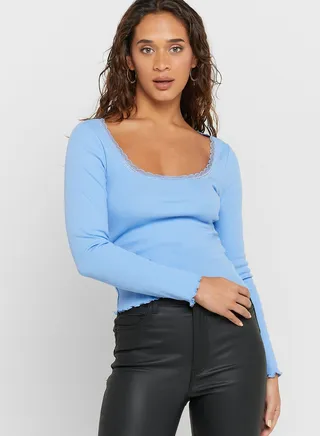 Lace Detail Knitted Top