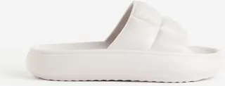 Quilted-look Pool Shoes