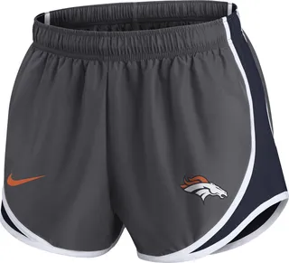 Nike Women's Dri-FIT Logo Tempo (NFL Denver Broncos) Shorts in Grey