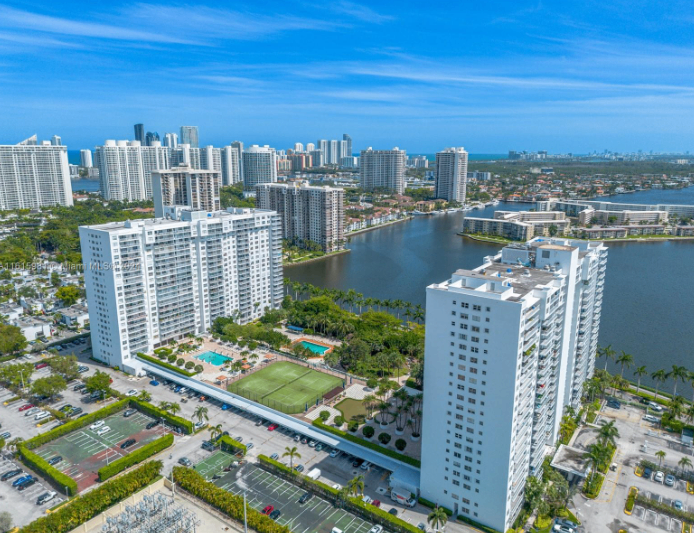 APARTAMENTO EN MIAMI - AVENTURA  - Foto 2
