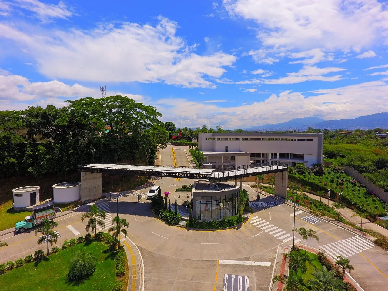 LOTE 57 EN FLORIDABLANCA - CONJUNTO RUITOQUE PARKHOUSE - APG - Foto 3