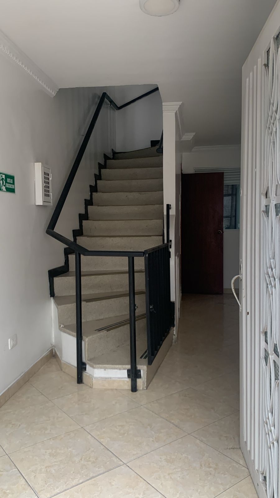 CASA EN BOGOTÁ - POPULAR MODELO - Foto 7